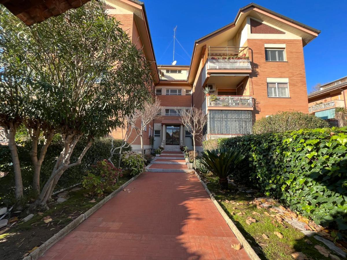 Apartmán Attico A Roma Exteriér fotografie